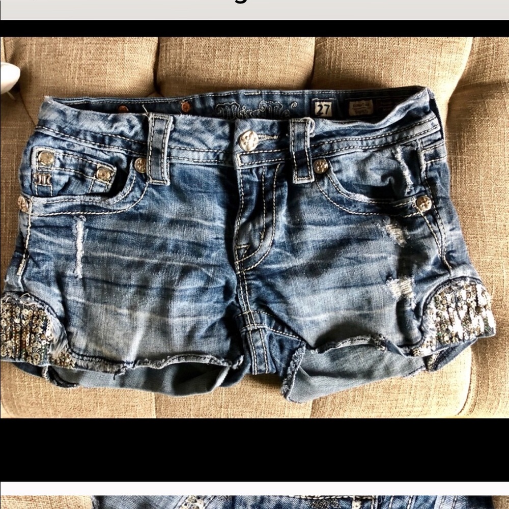 HOLD. Size 27 shorts miss me